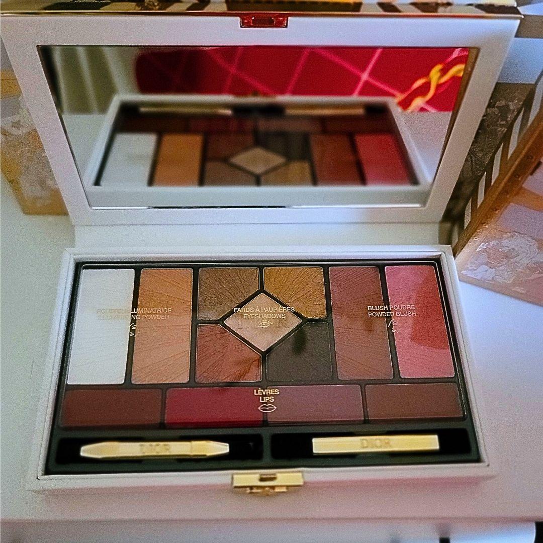 [新品]Dior クリスマスコフレ 2025 アイシャドウパレット