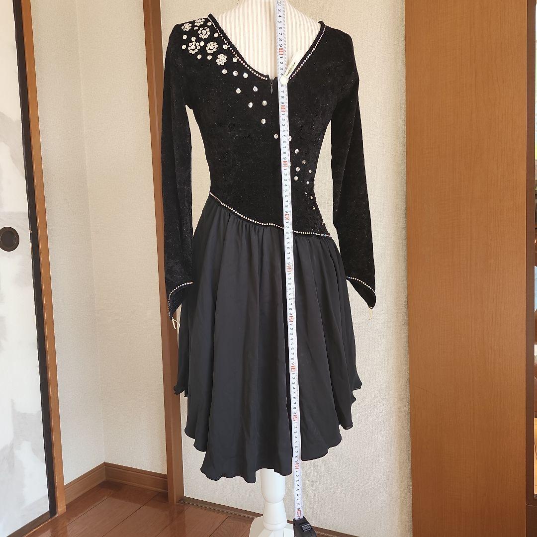 社交ダンス　ラテンドレス　Chacott