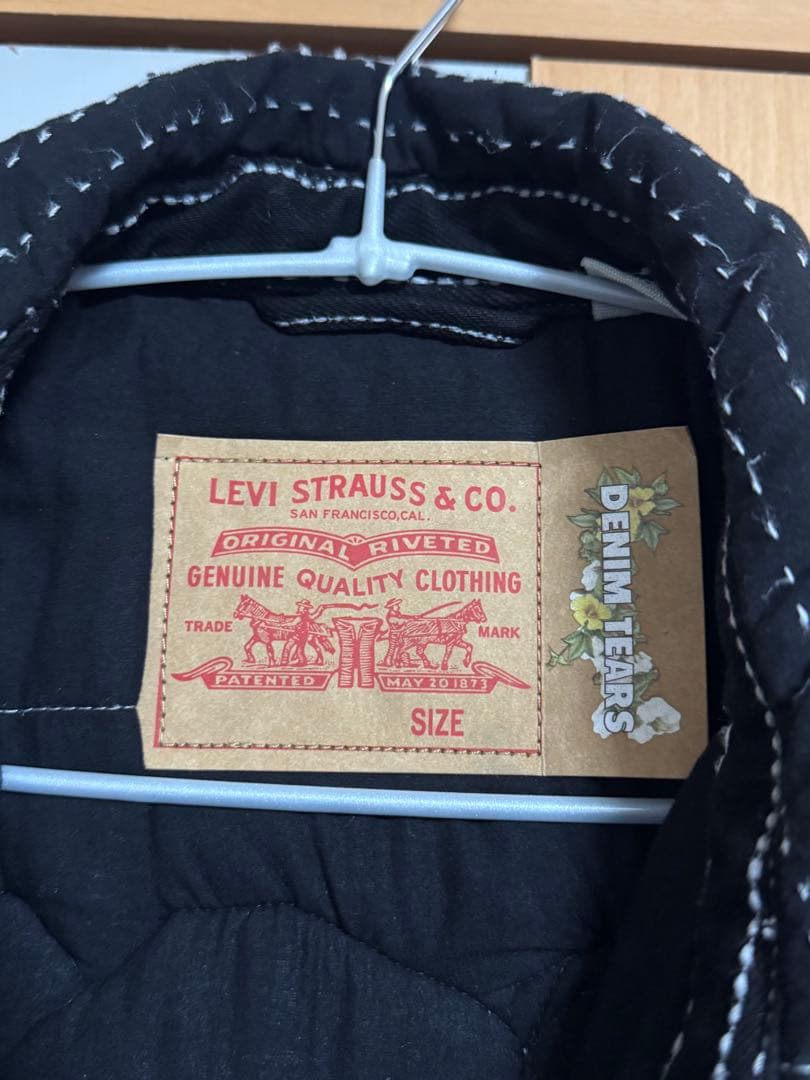 ジャケット・アウター DENIMTEARS Peace Patchwork Padded Jacket
