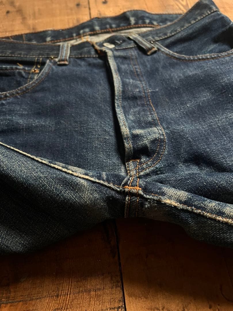 ナ*ト様 60s levi's 501 BIGE ビッグE 濃紺　鬼ヒゲ　ハチノ