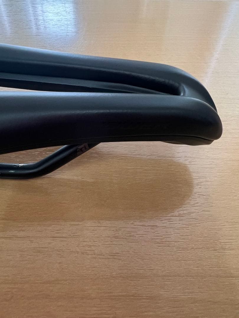 Specialized Power サドル ブラック　143mm