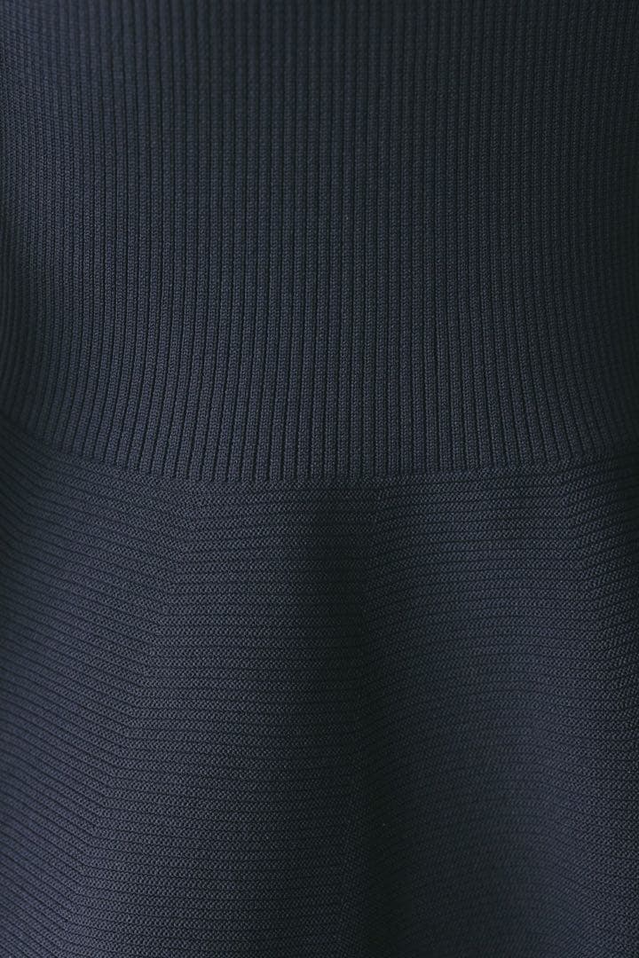 フォルムポロニットワンピース