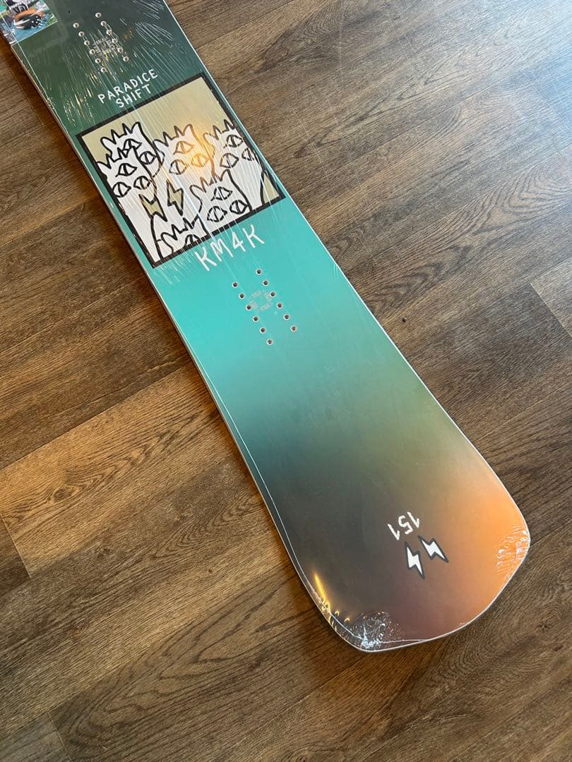 KM4K 24-25 PARADAICE SHIFT 151 新品未使用