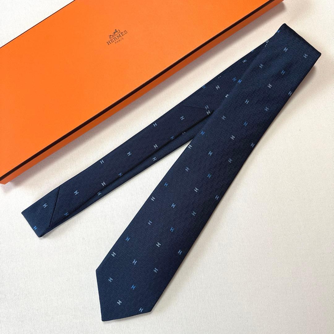 エルメス ネクタイ《スプレッドH》新品 未使用
