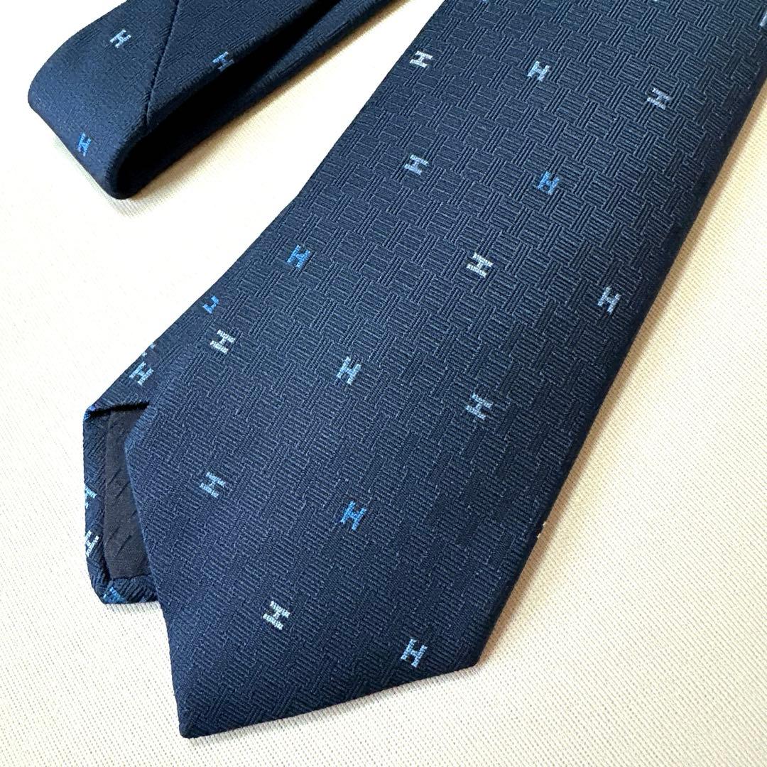 エルメス ネクタイ《スプレッドH》新品 未使用
