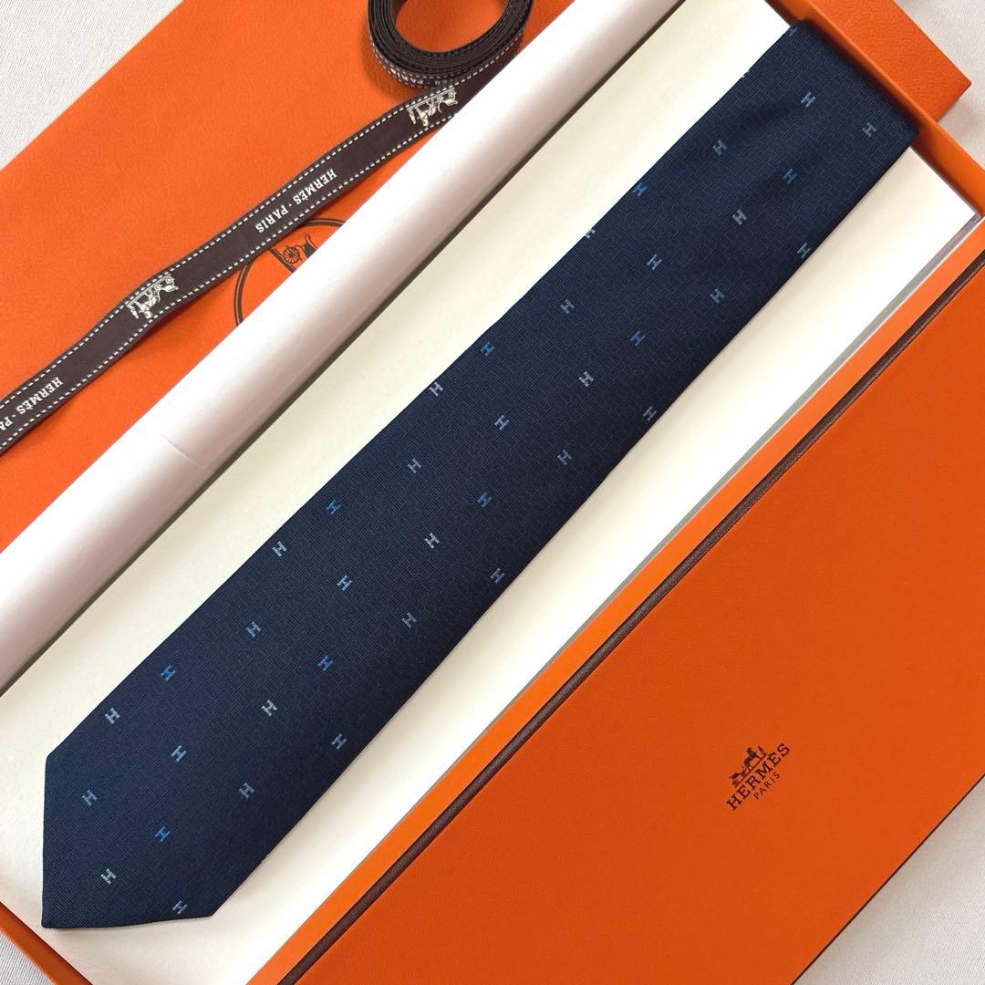 エルメス ネクタイ《スプレッドH》新品 未使用