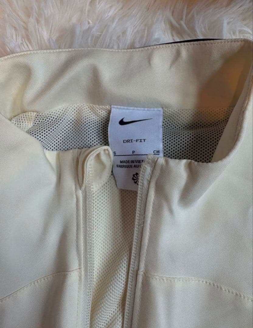 NIKE パリサンジェルマン トラックスーツ ジャージー Sサイズ