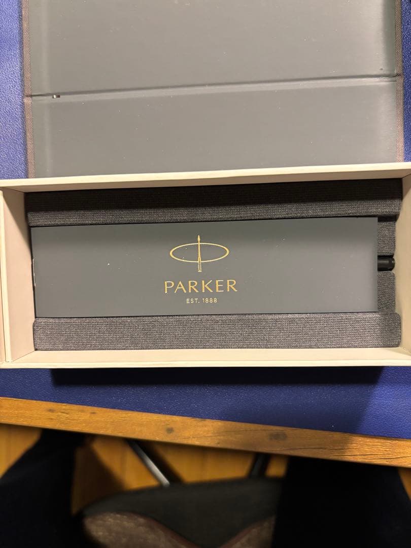 Parker Sonnet 万年筆 黒 インクカートリッジ付き