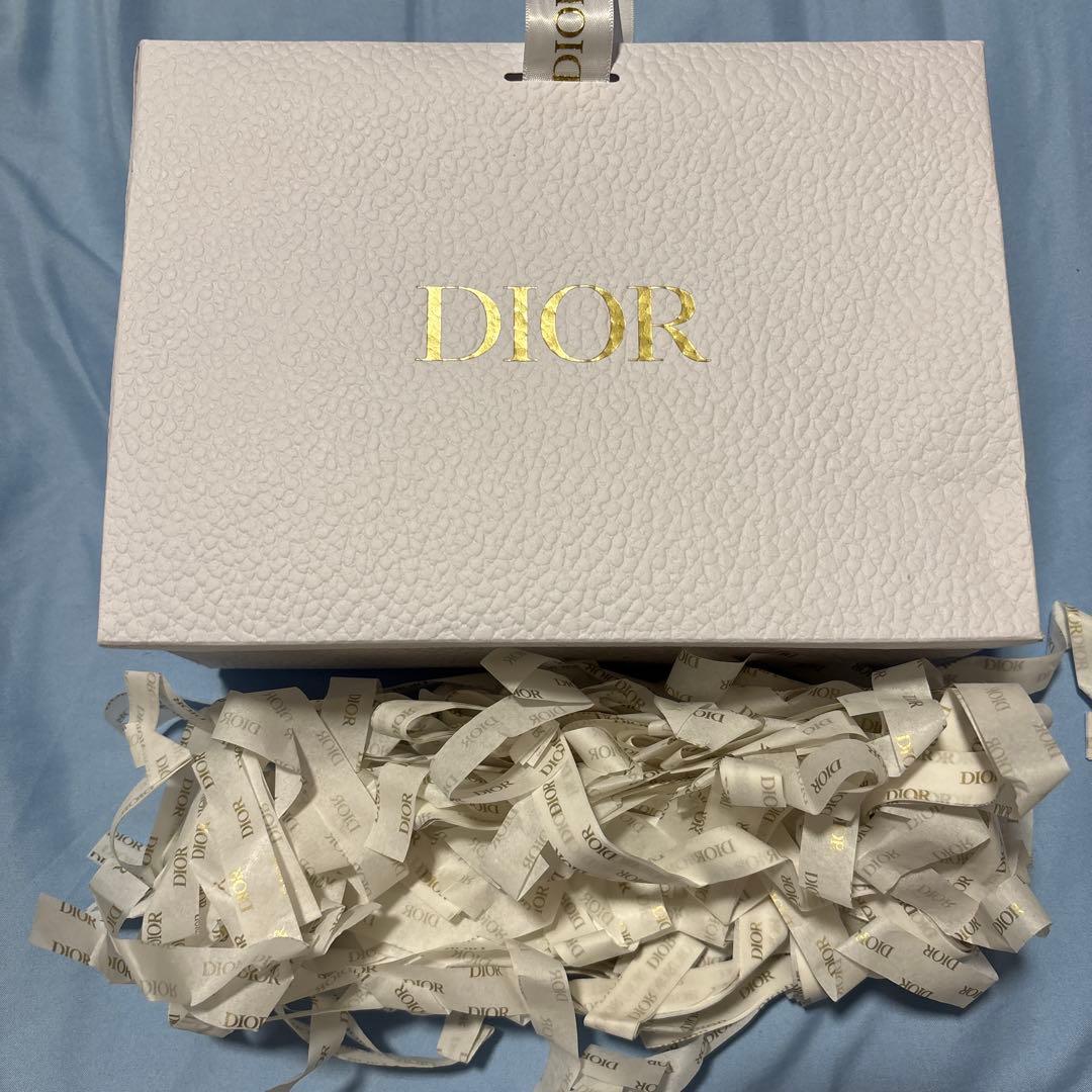 DIOR ADDICT LIPマキシマイザー001&グロウ077