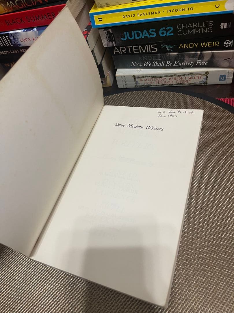 Some Modern Writers エッセイとフィクション