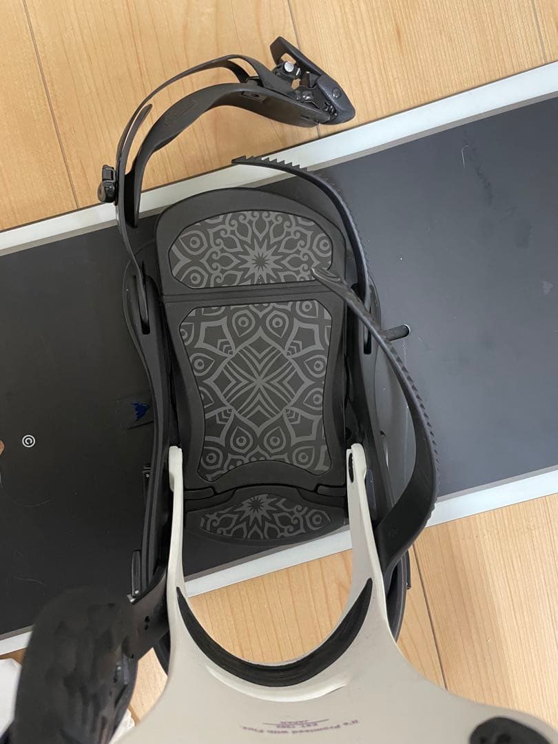Flux gsビンディング付きBurtonスノーボード CUSTOM 138cm