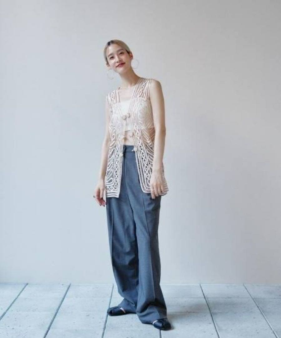トップス TODAYFUL Embroidery Middle Vest