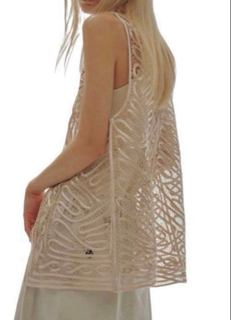 トップス TODAYFUL Embroidery Middle Vest