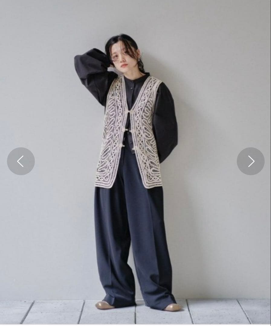 トップス TODAYFUL Embroidery Middle Vest