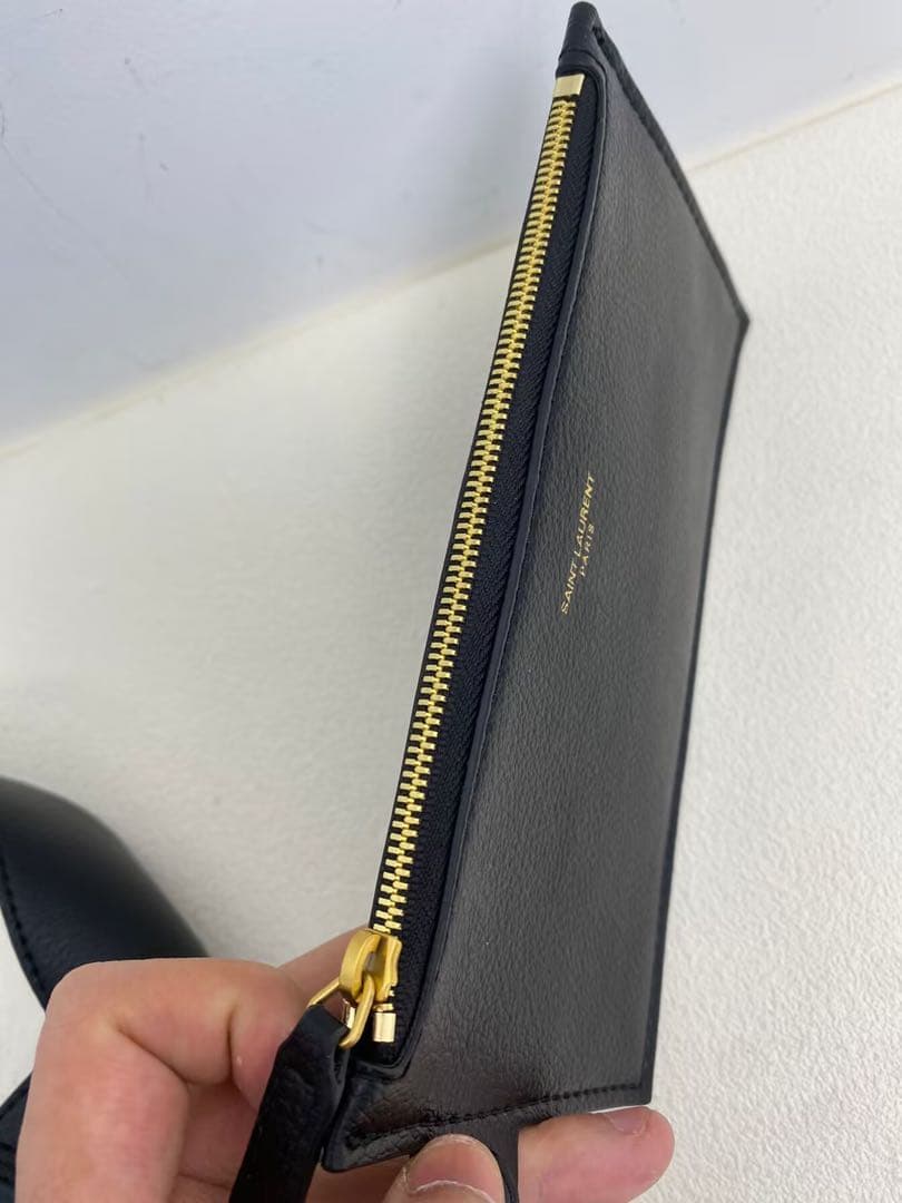 SAINT LAURENT レザー ホーボーバッグ ポーチ付き