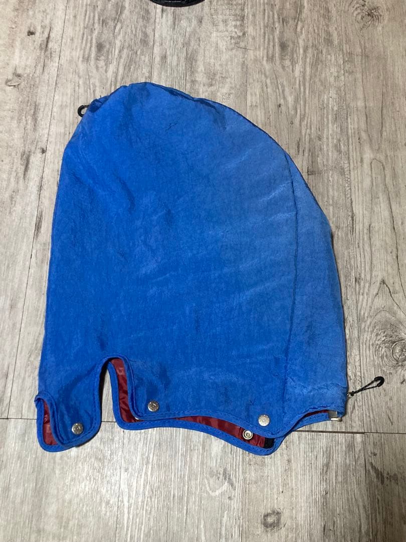 ONOFF キャディバッグ、ヘッドカバーセット（オマケ付き）