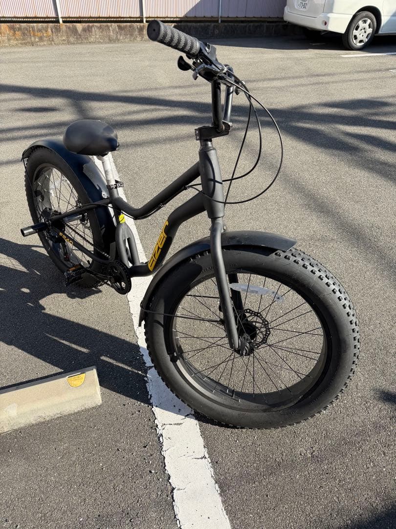 ファットバイク極太タイヤ　マッドブラック　引き取り限定　値下げしました