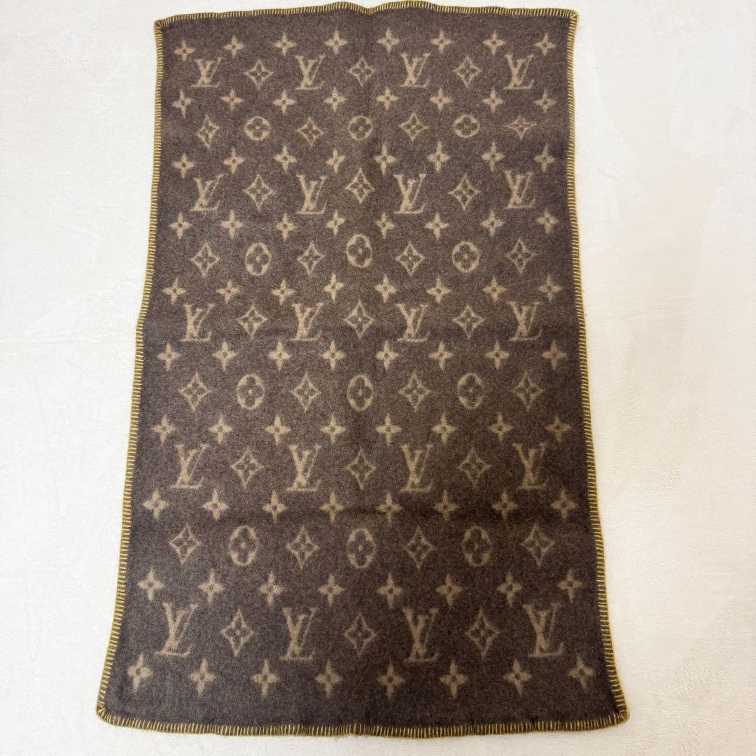 ルイヴィトン LOUIS VUITTON M70439 モノグラム ブランケット