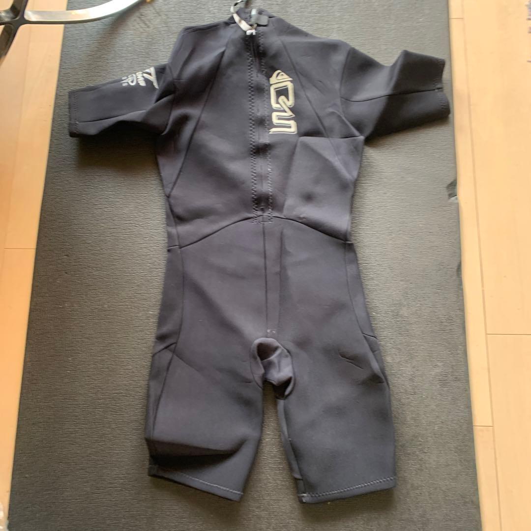 2mm ￼ウェットスーツ　クイックシルバー