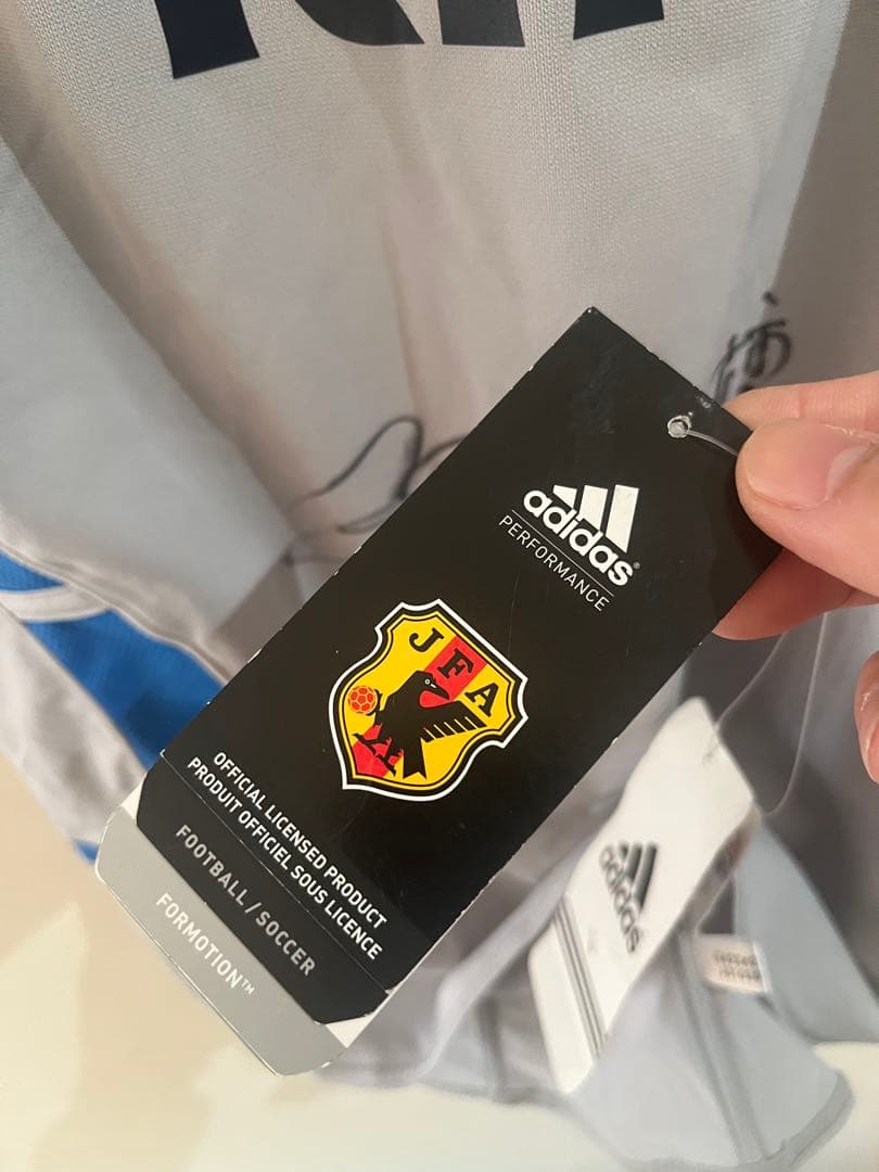 未使用　サッカー　 adidas 直筆サイン入　日本代表　ユニフォーム　中田英寿