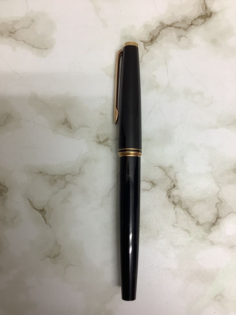 ジ*ン様 美品　14金　MONTBLANC モンブラン 221 F 14K 58
