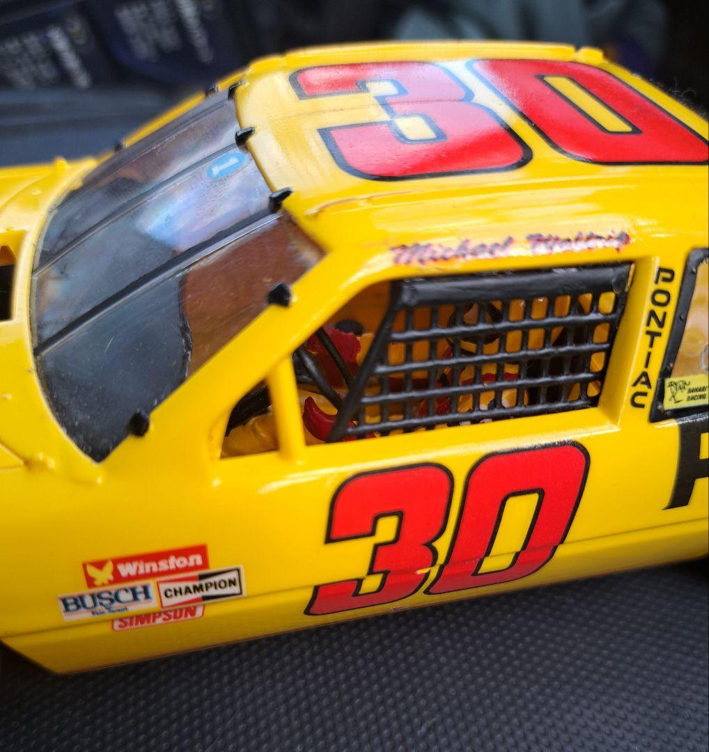 ナスカー　NASCAR　スロットカー 1/24