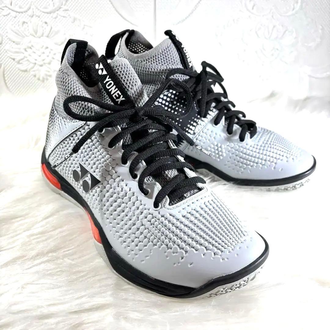 新品級YONEX ヨネックス パワークッション エクリプション グレー24.0