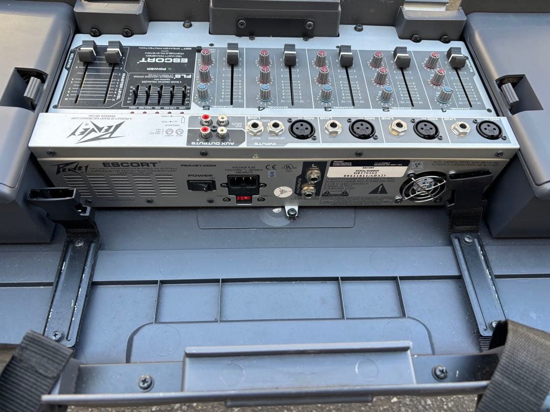 Peavey Escort 3000 ポータブルPAシステム 動作確認済