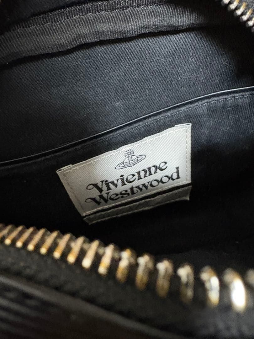 Vivienne Westwoodショルダーバッグ