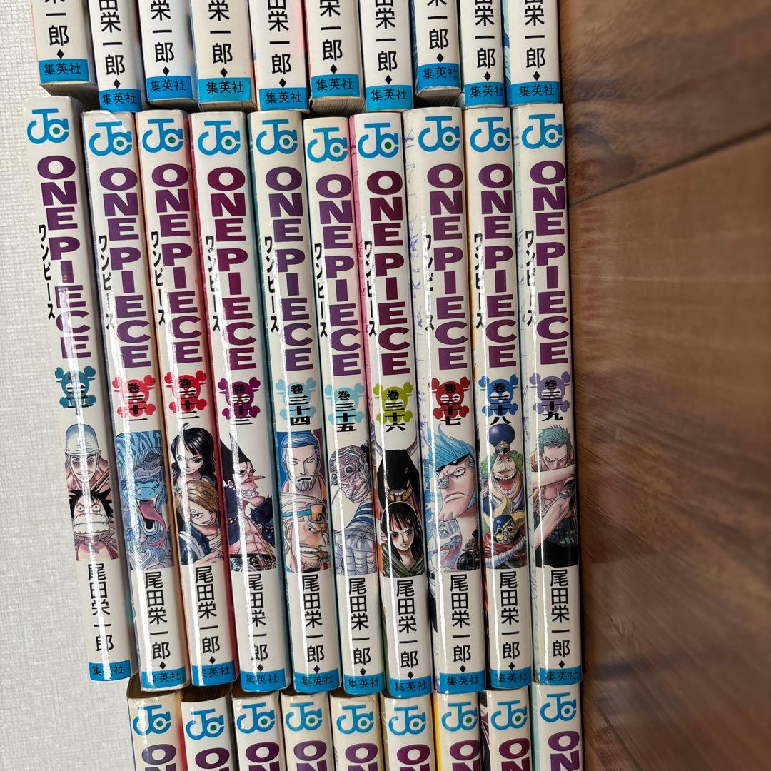 ワンピース漫画67冊➕2冊まとめ売り
