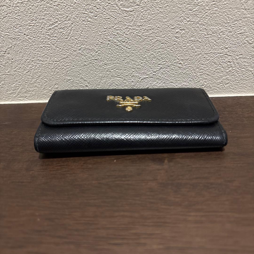 プラダ　PRADA レザー　キーケース　ブラック