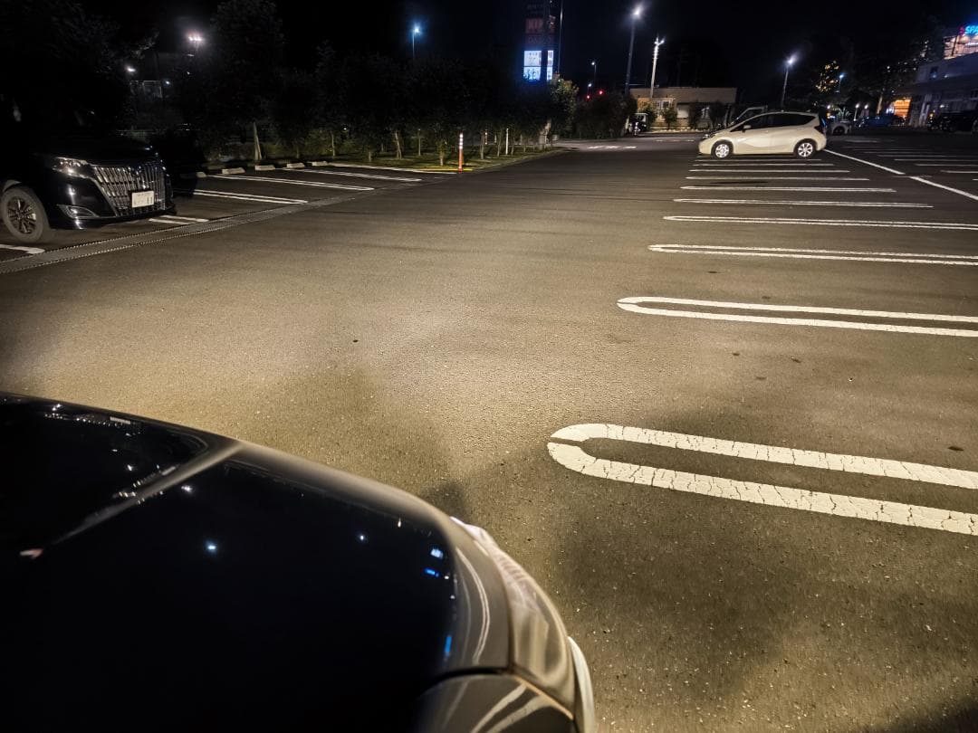 18LED　シリーズS　ハロゲン色宇宙一明るいバルブ　H11H8H16HB4H4