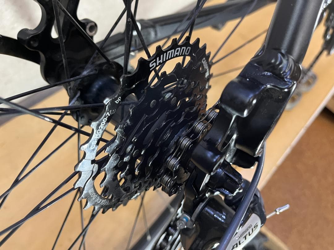 送料無料！ CENTURION CROSSLINE 30R　クロスバイク
