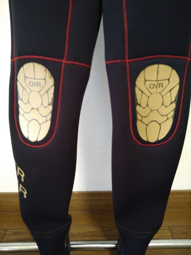 ★QUIVER 4mmドライスーツ セミドライ ウエットスーツ