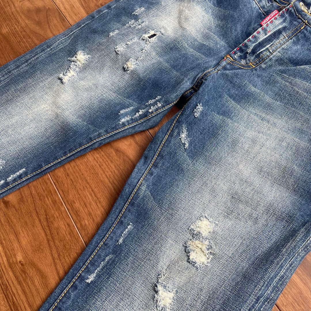 【美品】Dsquared2 デニムパンツ　ダメージ加工　イタリア製　　50サイズ