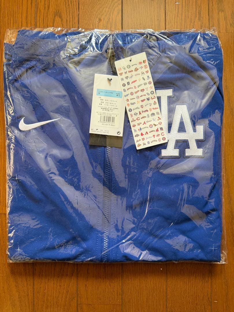 LAドジャースオーセンティックパーカーMサイズ