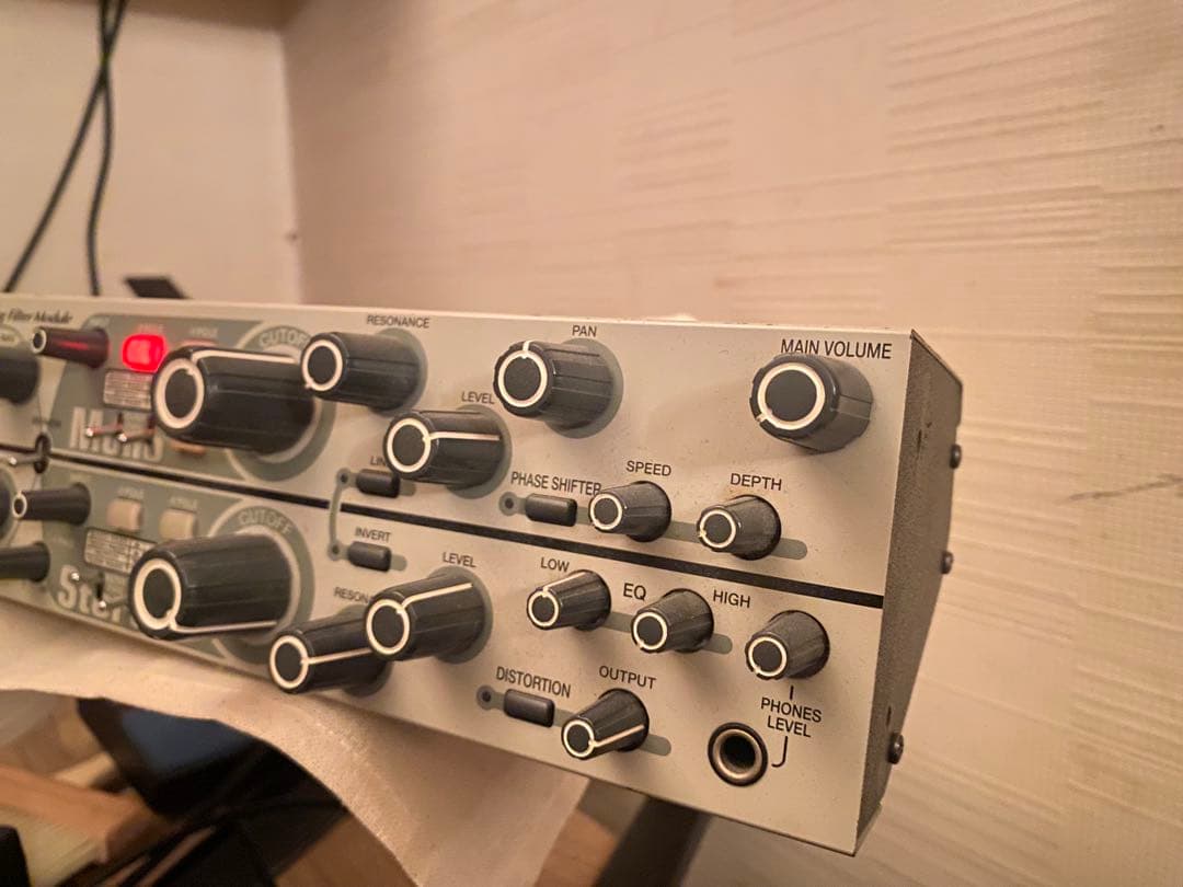 配信機器・PA機器・レコーディング機器 AKAI MFC42 analog filter module