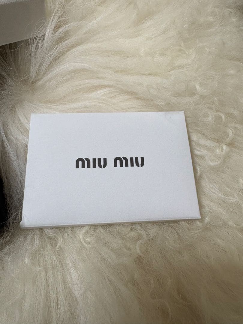 新品未使用 証明書付きMIU MIU クリスタルヘアクリップ