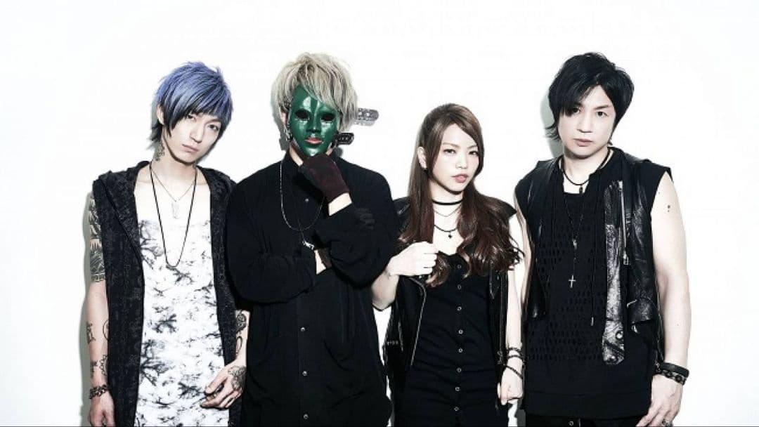 【廃盤・帯付き美品】２１gアルバム２枚 LOVEBITES MIYAKO