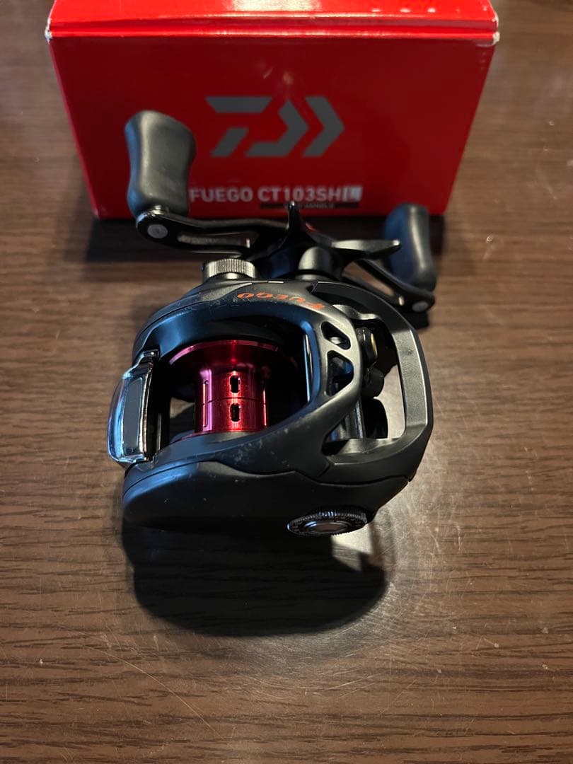 Daiwa Fuego CT103SH ベイトリール