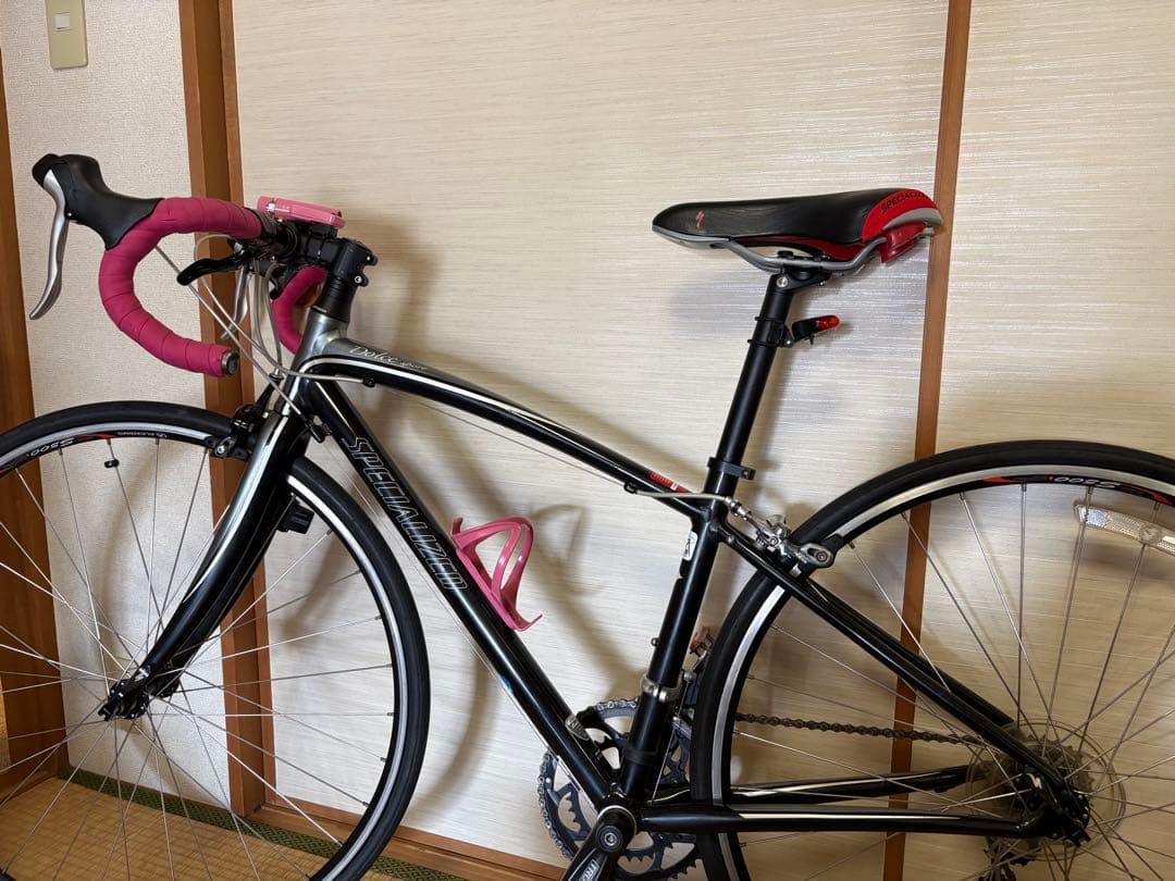 美品スペシャライズド　ドルチェ44サイズ　8速　完成車　説明文をお読みください。