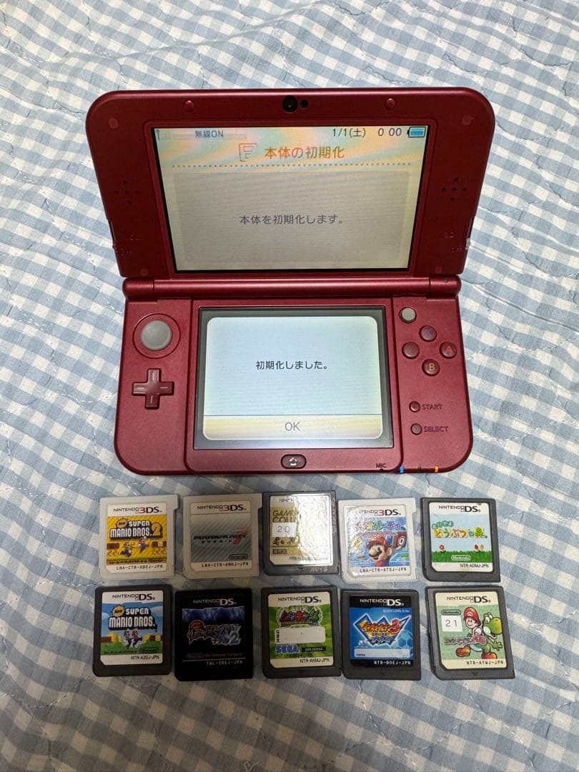 ニンテンドー3DS レッド + ゲームソフトセット