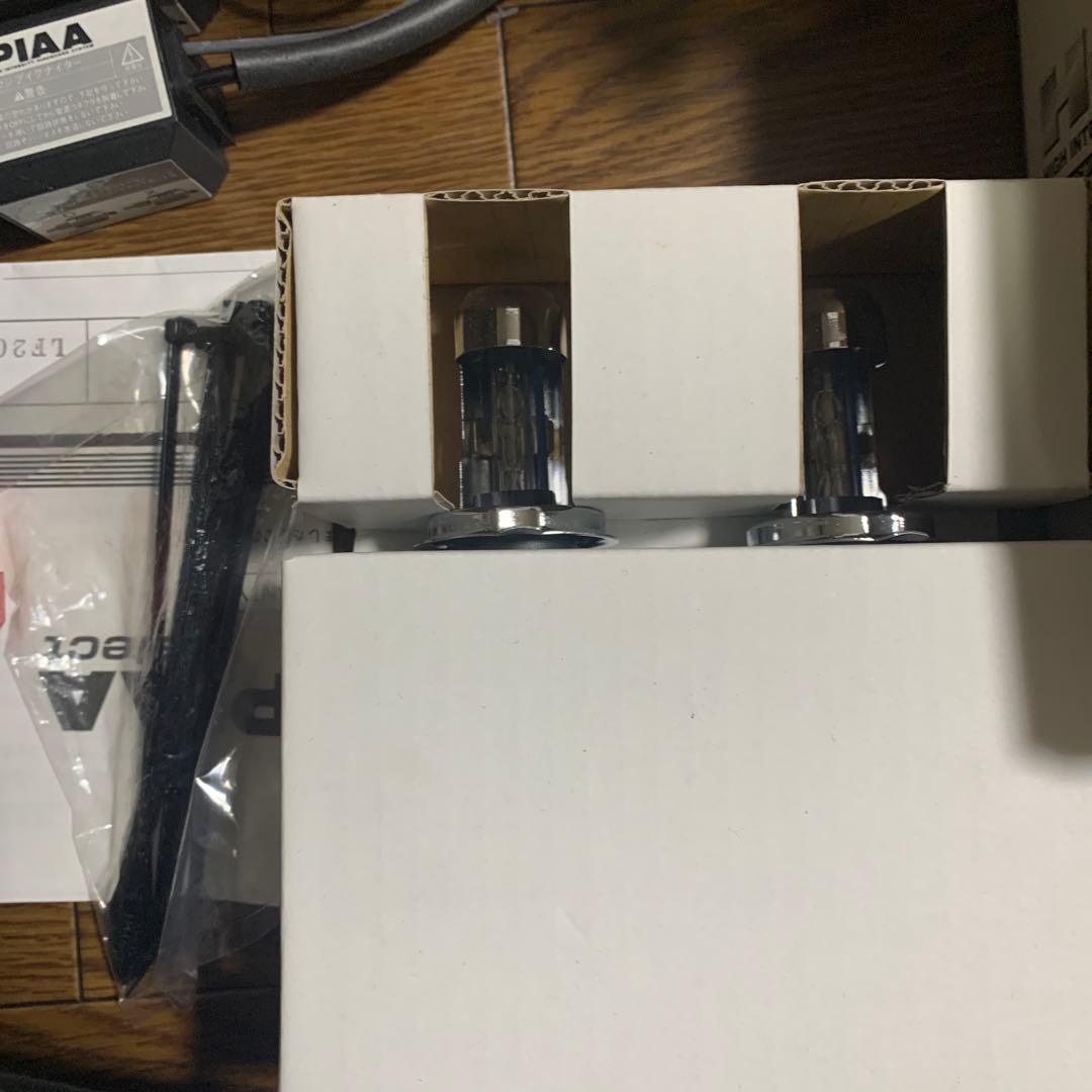 PIAA HID 6300 H4ヘッドライトキット　ピア　セレクト