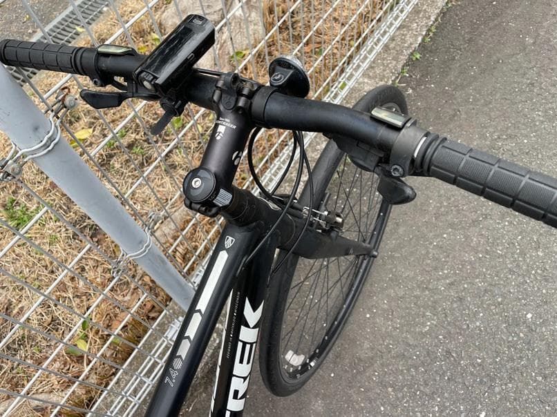 TREK 7.4FX-クロスバイク-手渡しのみでお願いします。