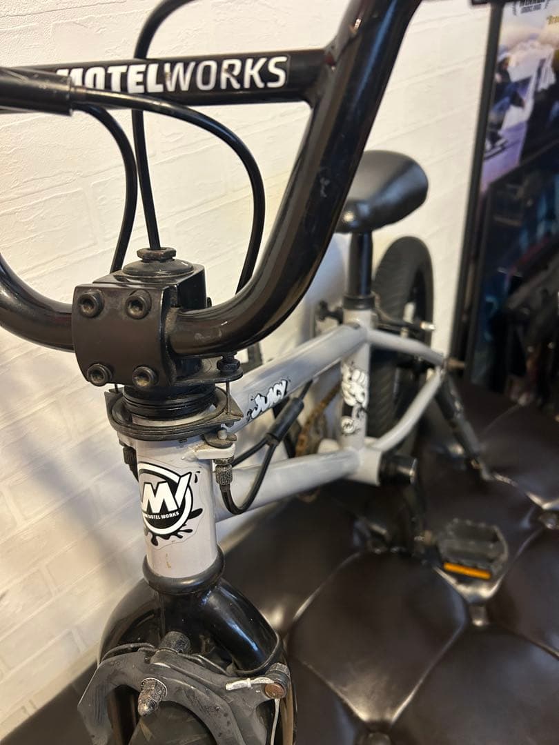 Motel Works JUICY BMX 14インチ 自転車 グレー