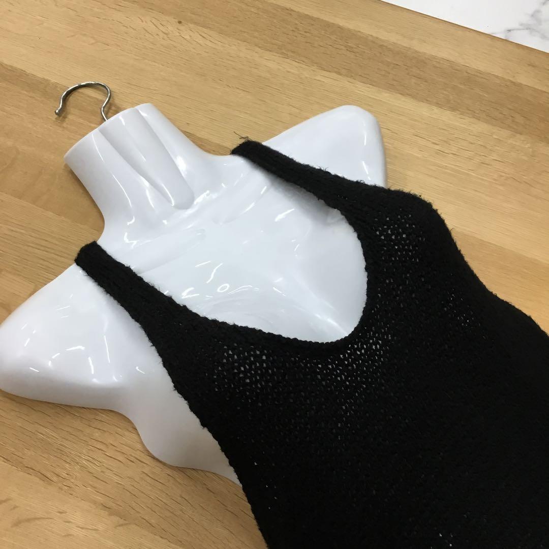 L.G.B . ルグランブルー　ノースリーブ黒ニットワンピース