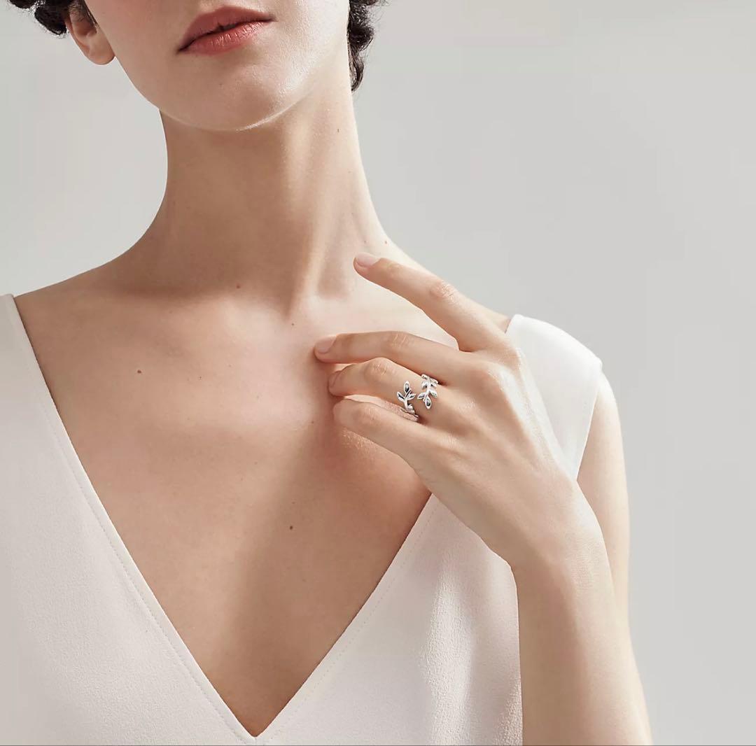 期間延長土日お値下げ❗️Tiffany & Co. オリーブリーフリング
