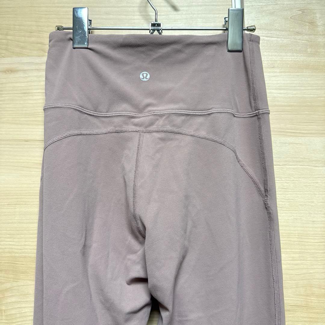 ルルレモン　フレアパンツ　Sサイズ