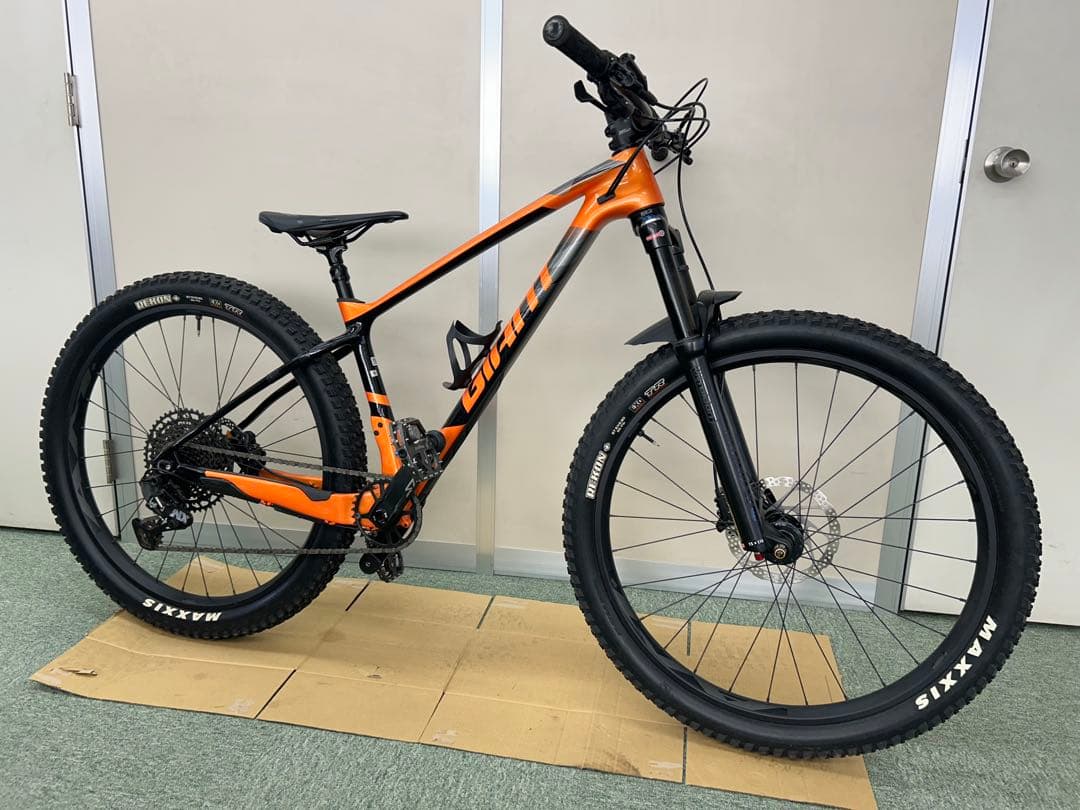 引取り限定　Giant XTC advanced+2 ホイール