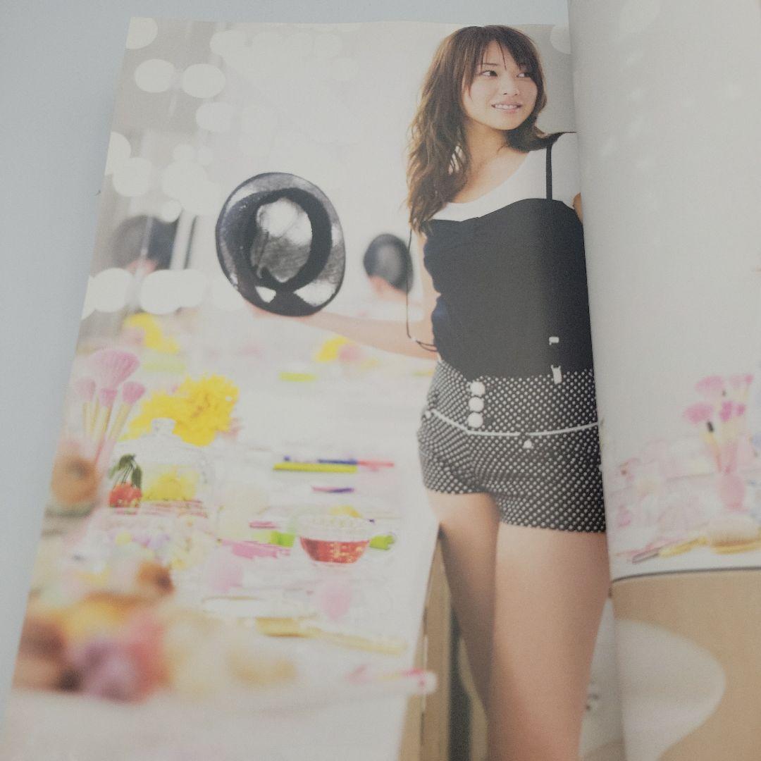 【サイン入り】戸田恵梨香×CECIL Mc BEE コラボ　写真集
